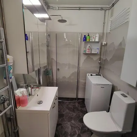 شقة Spacious Penthouse With A View & Character *