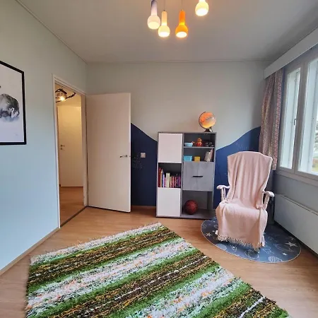 Spacious Penthouse With A View & Character * روفانييمي